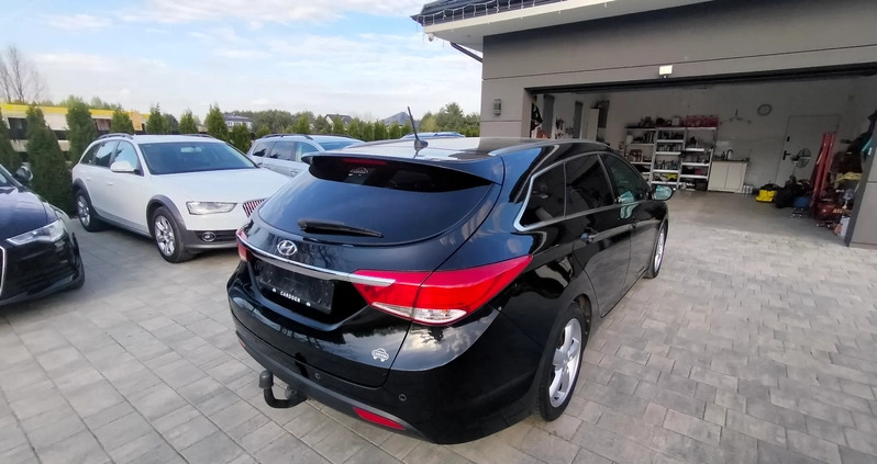 Hyundai i40 cena 40800 przebieg: 123000, rok produkcji 2012 z Siedlce małe 352